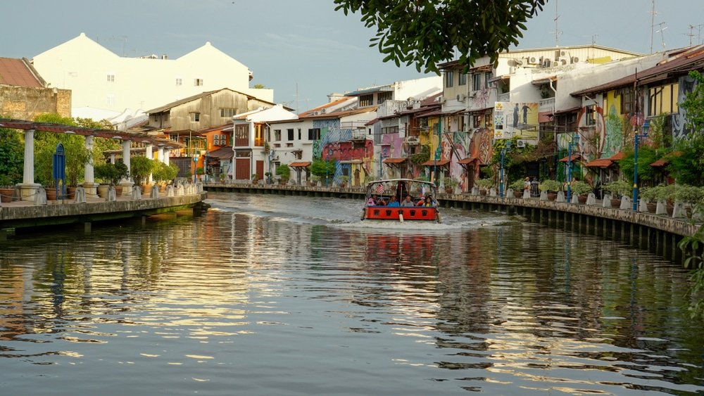 song melaka.jpg